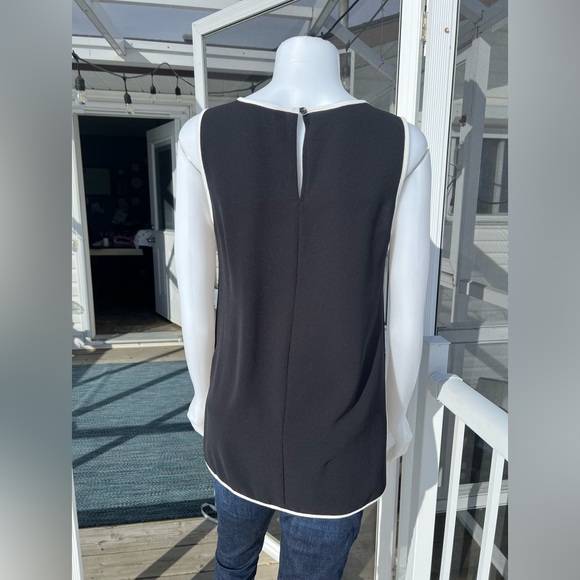 Soyaconcept Black Sleeveless Blouse with White Seams - Picture 2 of 4